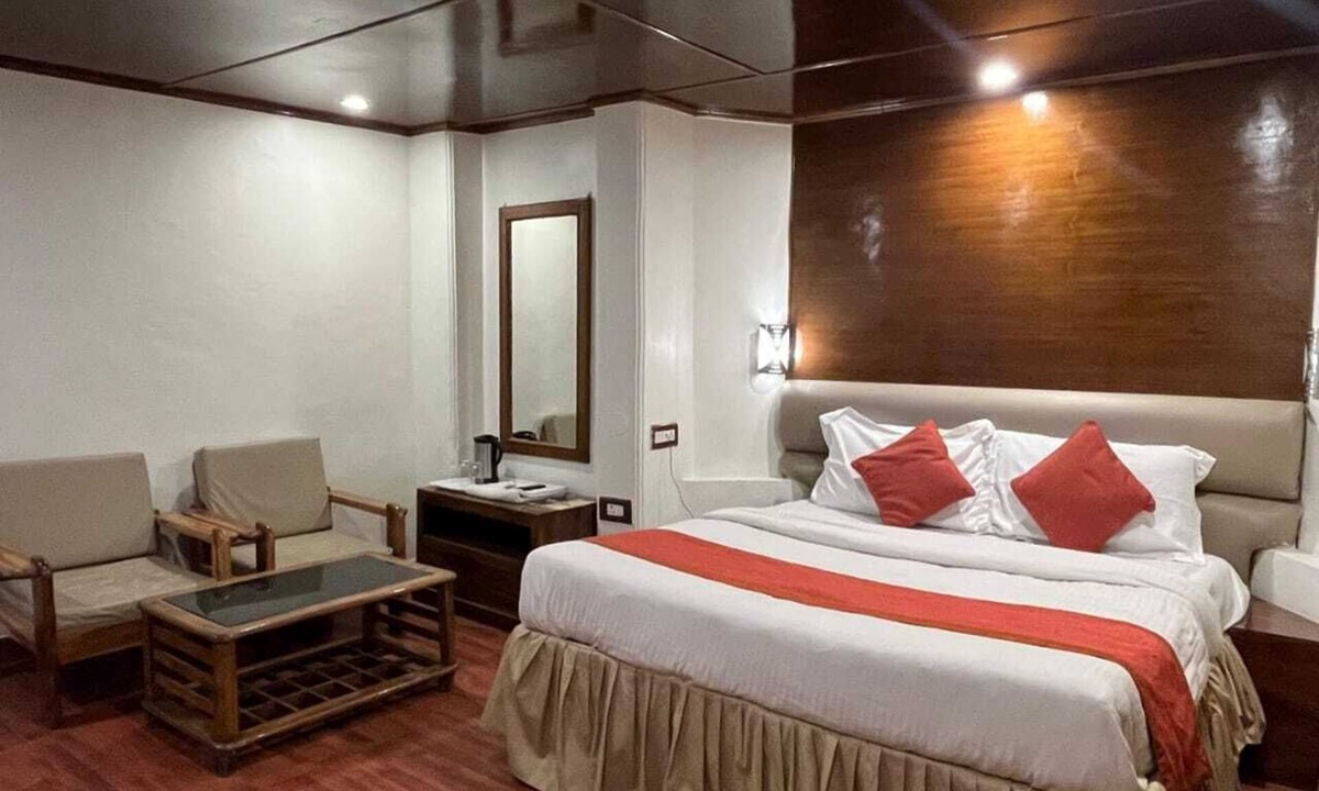 Chhota Shimla Hotel | Hotel Rahat Regency