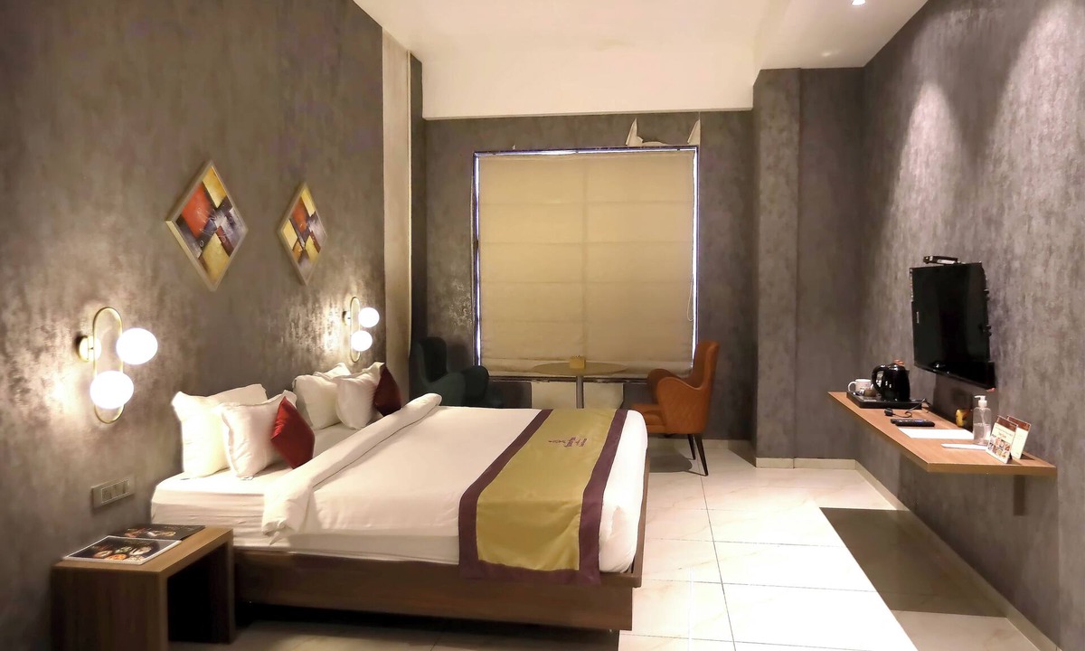 Boisar Hotel | Hotel Reyansh Pride