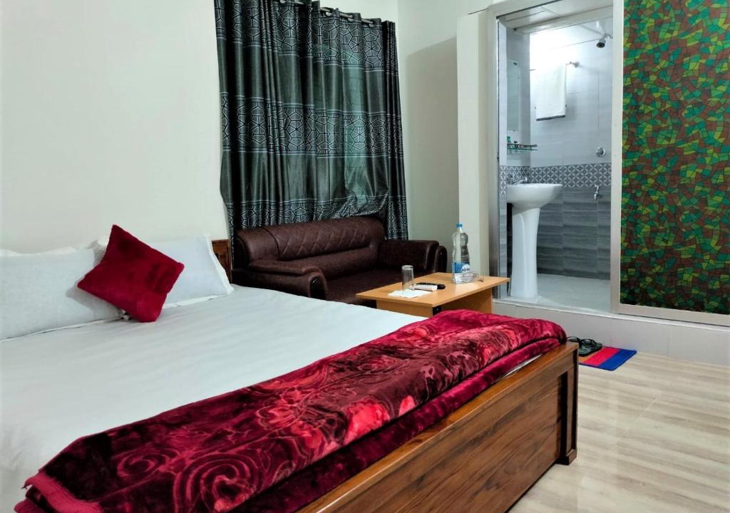 Dhaka Hotel | Hotel Shopno Nibash