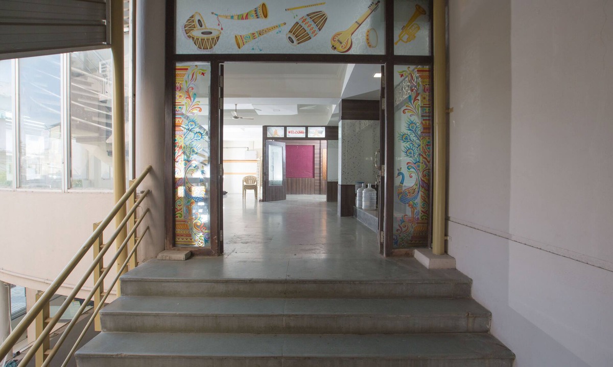 Palani Hotel | Hotel Sownthariyam