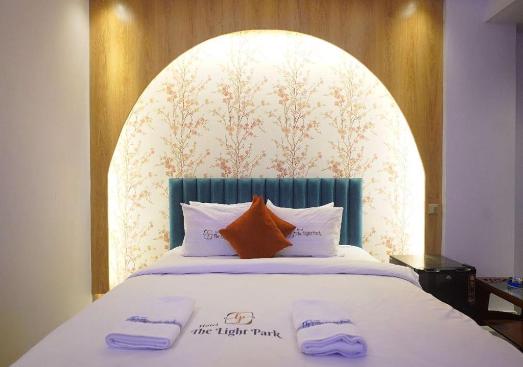 Chittagong Hotel | Hotel The Light Park