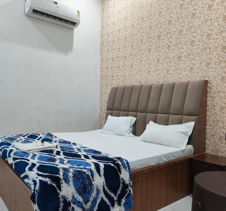 Mathura Hotel | Hotel Town Inn