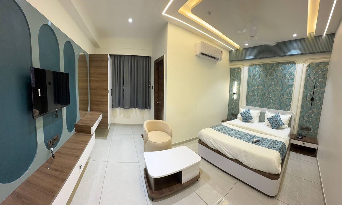 Vadodara Hotel | Hotel Vallabh Sky