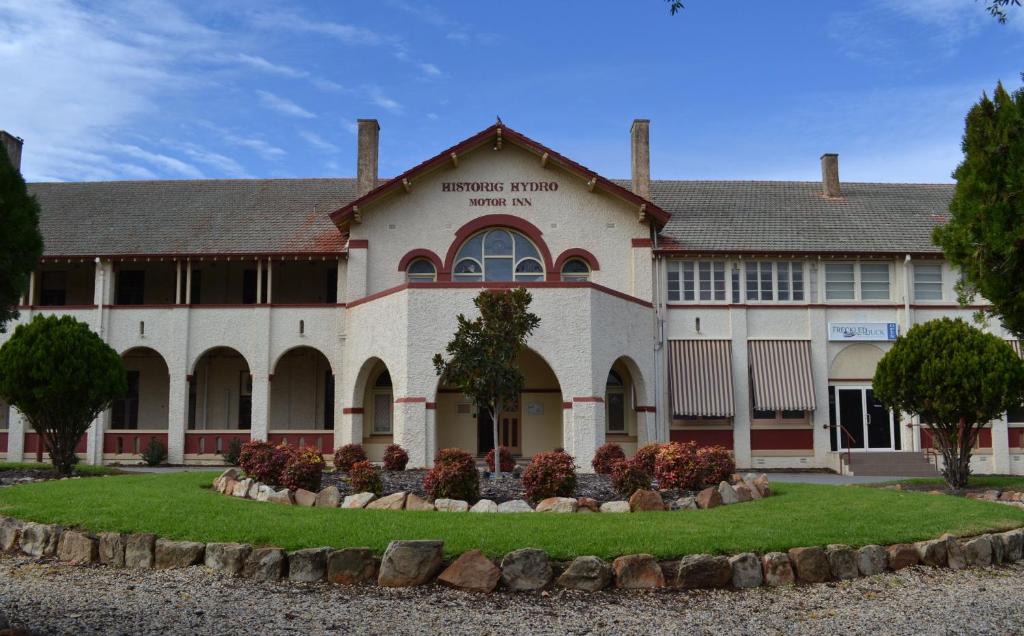 Leeton Hotel | Hydro Hotel