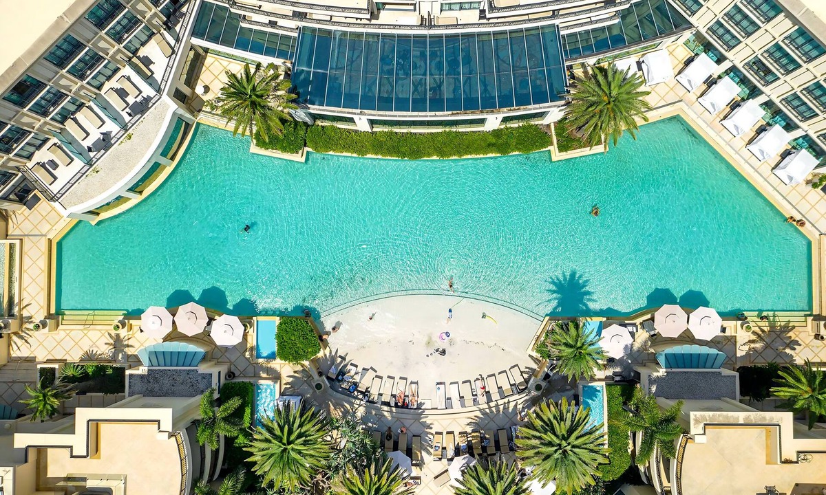 Main Beach Hotel | Imperial Hotel Gold Coast