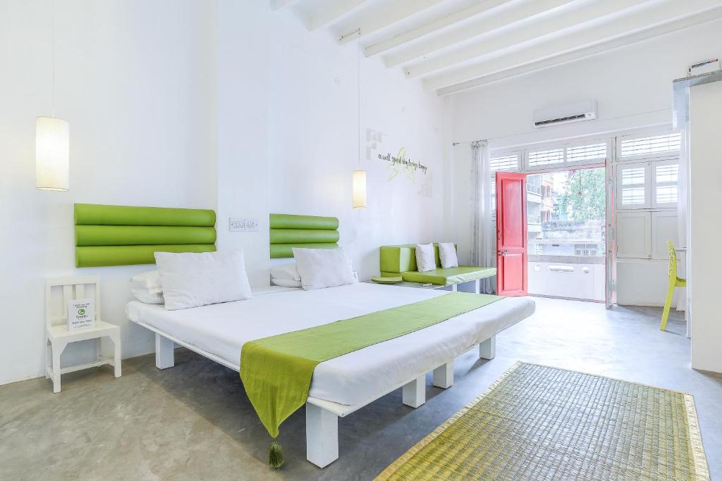 Heritage Town Hotel | Itsy Hotels Red Lotus Heritage, Promenade Beach