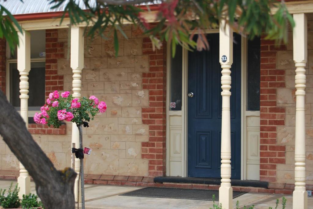 Murray Bridge Apartment | Jacaranda Cottage