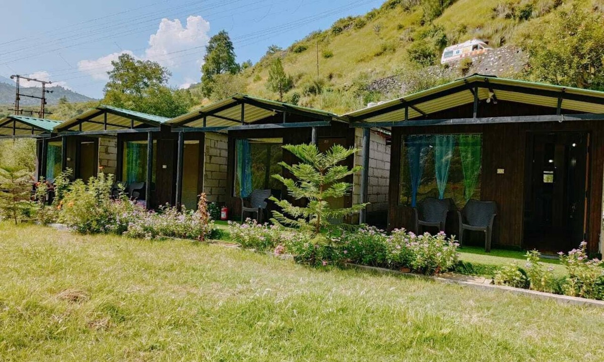 Barkot Hotel | Jayara Resort And Cafe