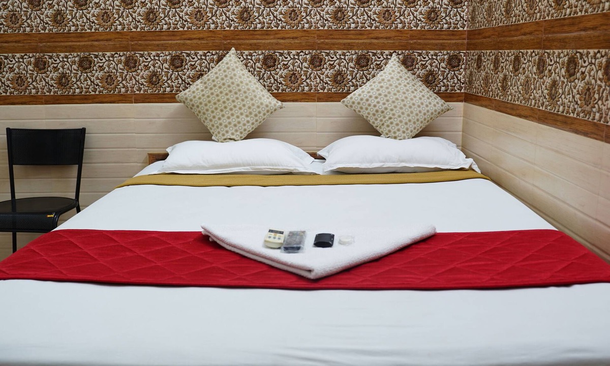 Nanganallur House | Just Guest House