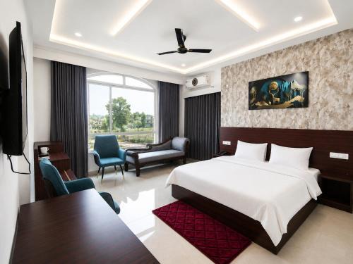 Sundarnagar Hotel | Kamaksha Palace