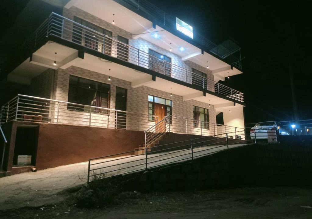 Kuthar House | Kasauli Night