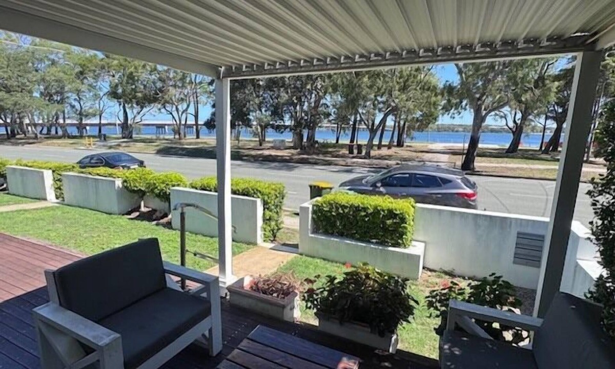 Bellara Apartment | Keith's on Sylvan Beach. Stylish 2BR unit with awesome Pumistone Passage views.