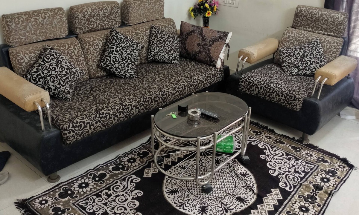 Kurla Apartment | Kickback and relax in this calm and peaceful place 5 min to pheonix mall