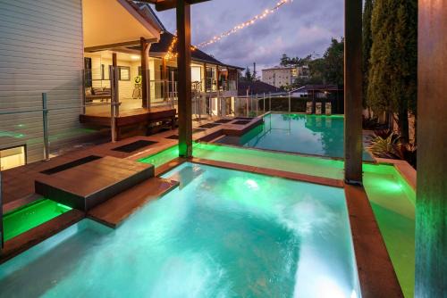 Kings Beach House | Kings Beach Break - Great for Group Getaways