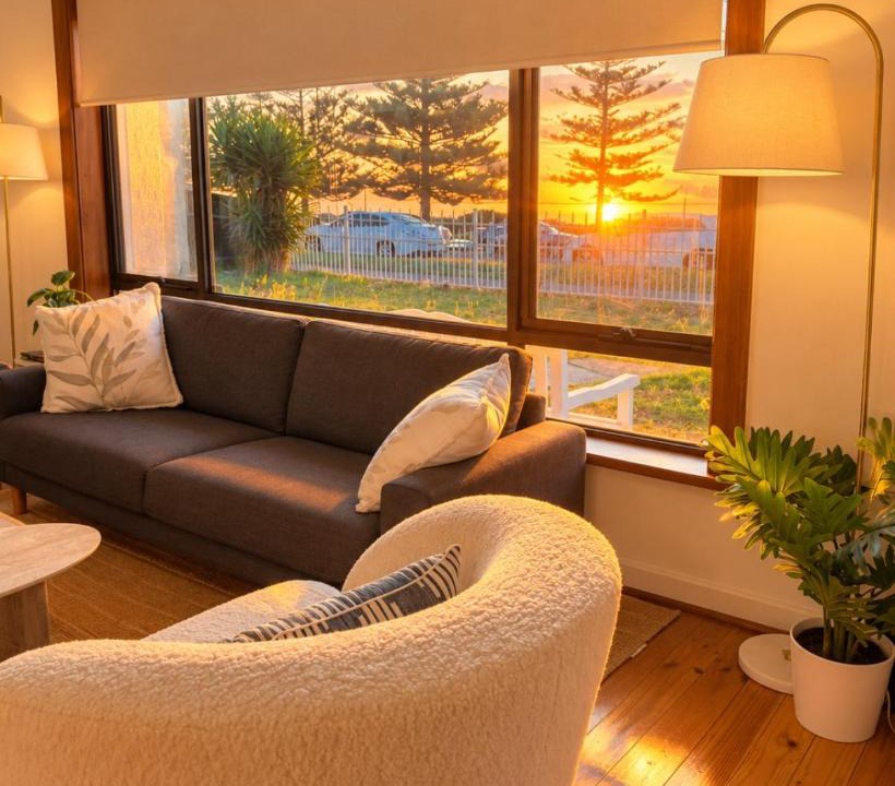 Semaphore House | Koala Stay Semaphore Esplanade Walk to the Beach