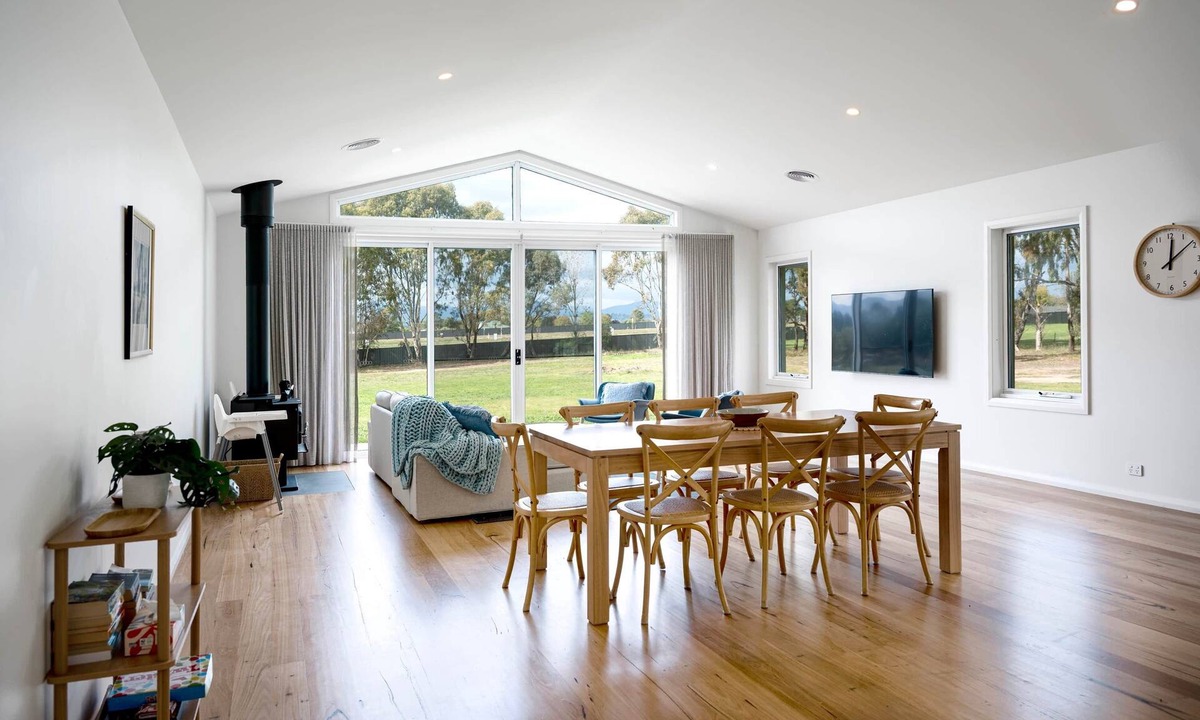 Mansfield House | Kookaburra Views Retreat