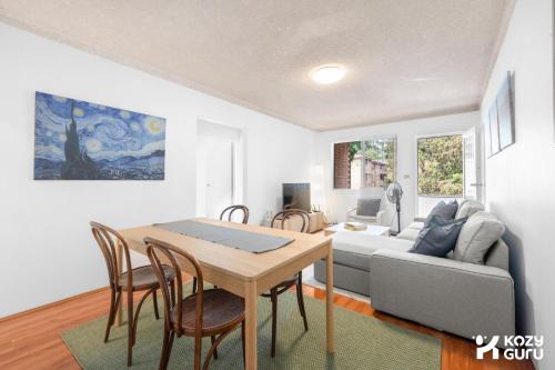 Westmead Apartment | KozyGuru | Westmead | 2Bed Unit + Free Parking
