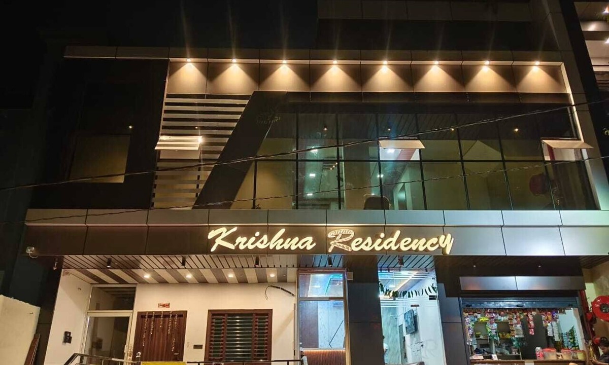 Mathura Hotel | Krishna Residency By Vrindavan Stays