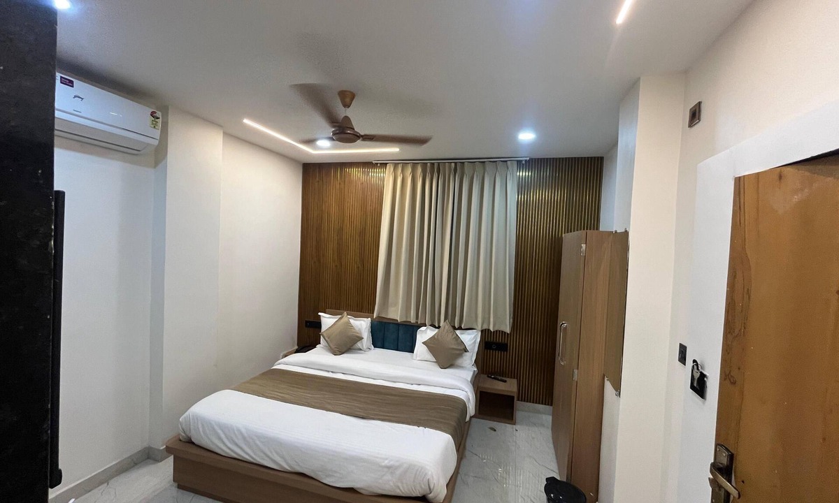 Udaipur District Hotel | Krishna Residency