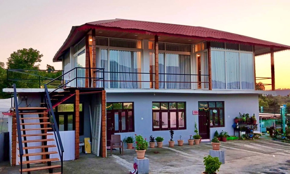 Ranikhet Hotel | Kumaon Oasis