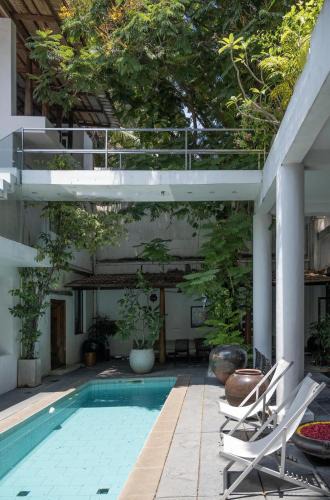 White Town Bed & Breakfast | La Closerie - Bay of Bengal