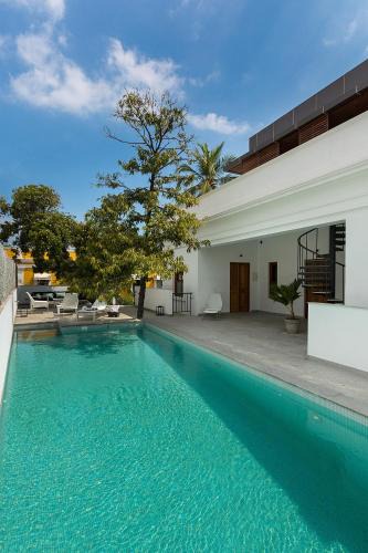 White Town Hotel | La Villa