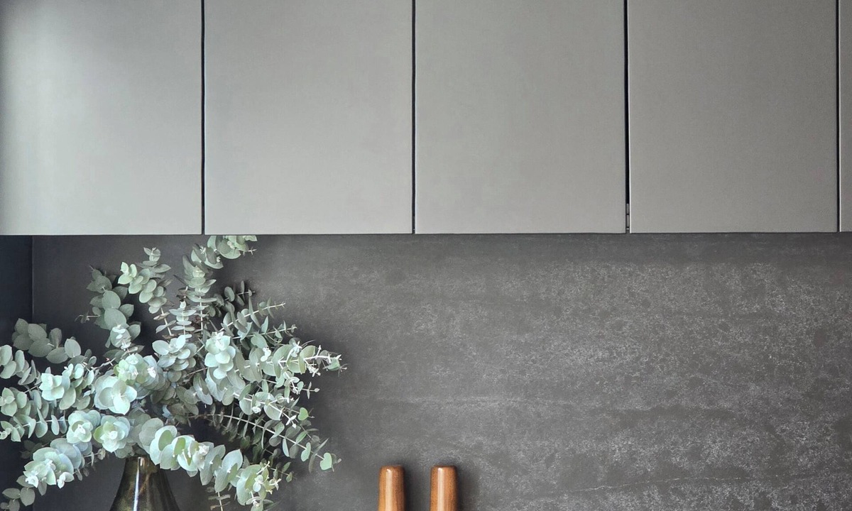 South Hobart Cottage | Laneway 98 - Designer Luxe Cottage on City Fringe