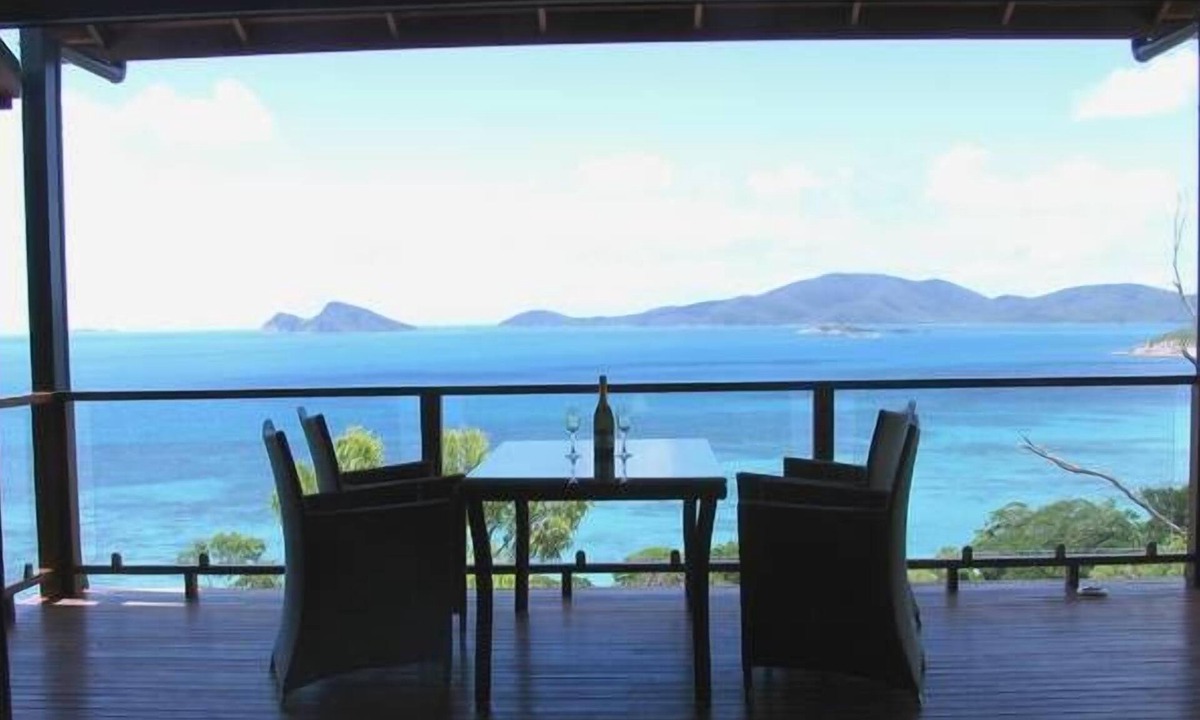 Hideaway Bay House | Latitude 20 Hideaway Bay