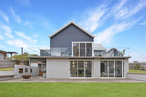 Metung House | Leighton Bay Views
