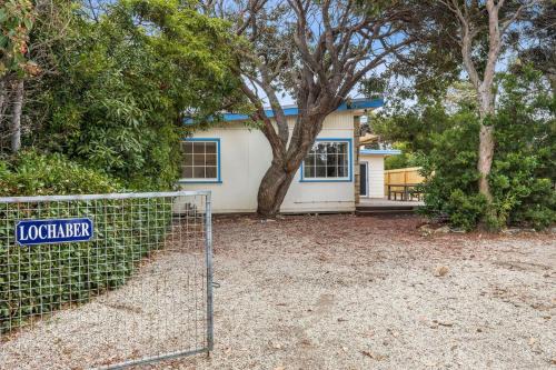Point Lonsdale House | Lochaber