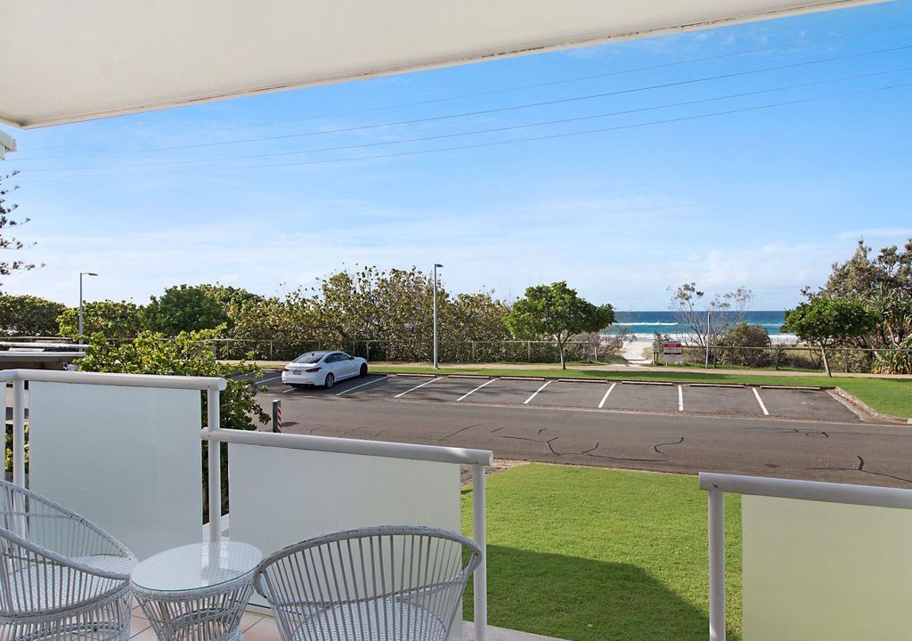Bilinga Apartment | Longbeach 6 - Bilinga/ North Kirra Beachfront