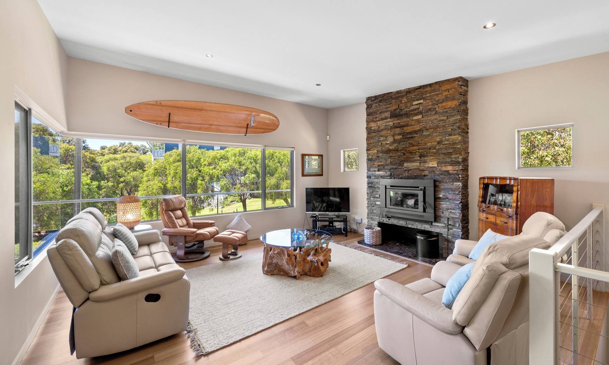 Yallingup House | Longboard House Minutes from Yallingup Beach