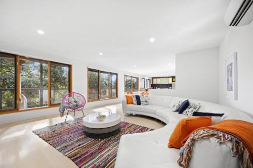 McCrae House | Lookout and Sea - Beachfront Bliss in McCrae