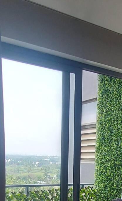 Kelambakkam Apartment | Lovely 1bedroom compact condo at 9th floor