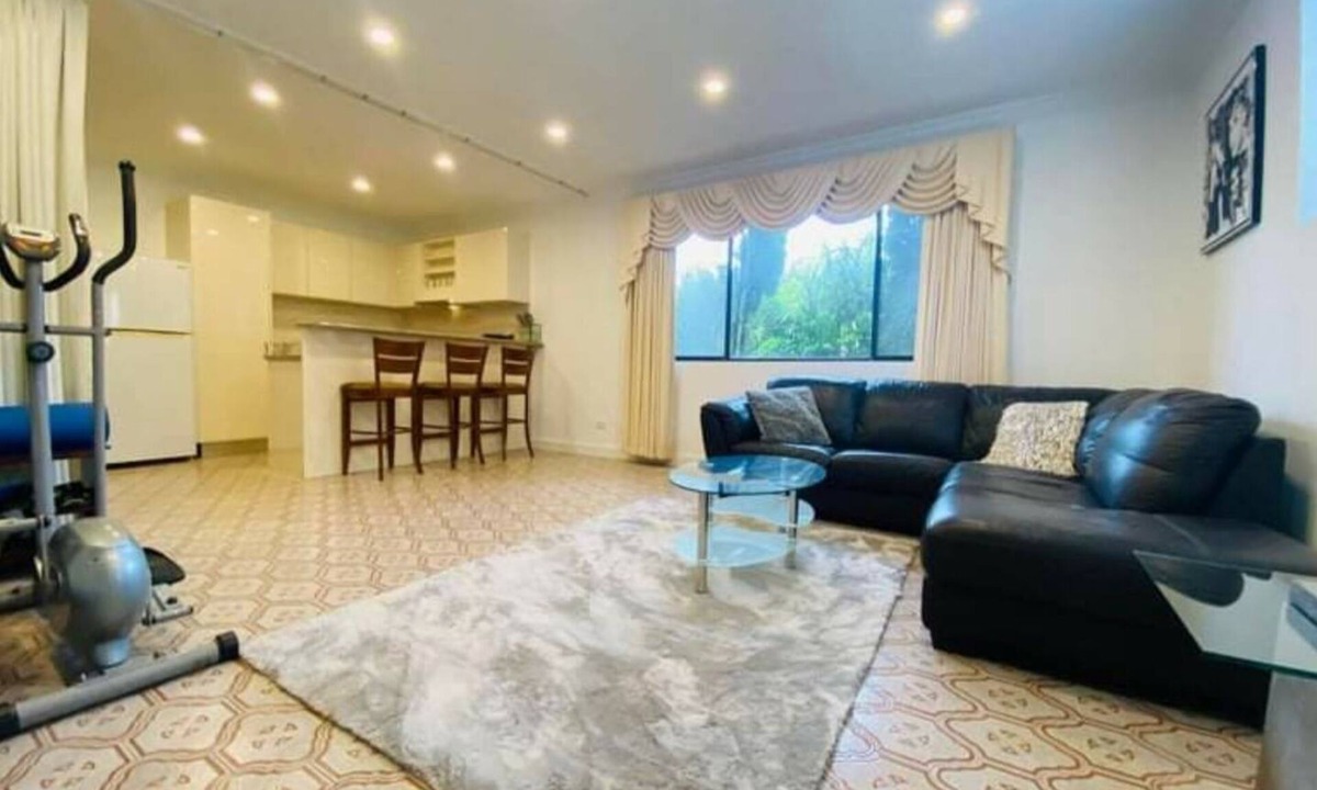 Glenroy Apartment | Luxurious Apartment, 9-min from Airport 2BR 2BA