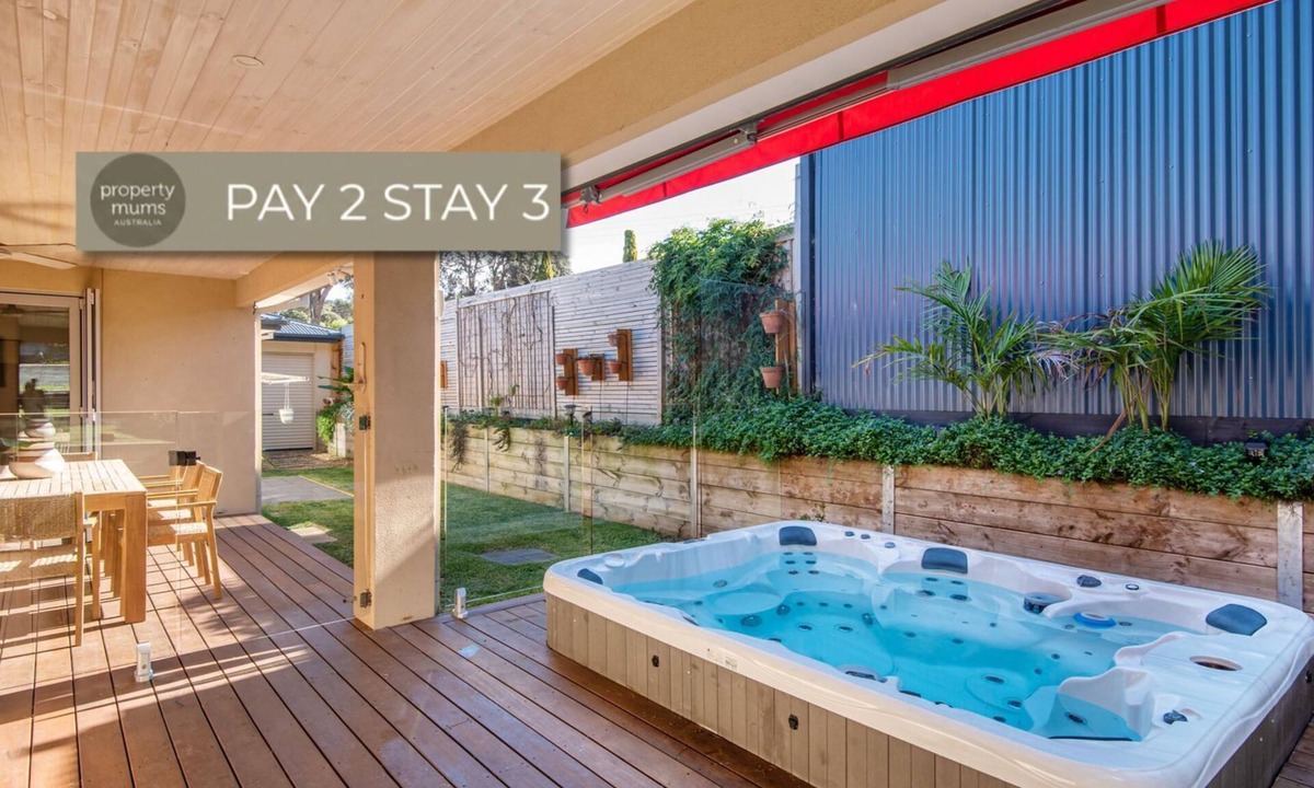 Rye House | Luxury and Style on Pasadena with large spa