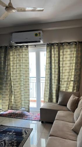 Bengaluru Apartment | Luxury Flat and Spectacular Views