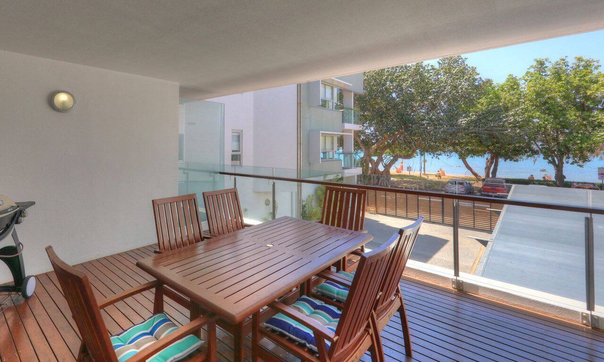 Horseshoe Bay Apartment | Maggies Beachfront Apt. 7