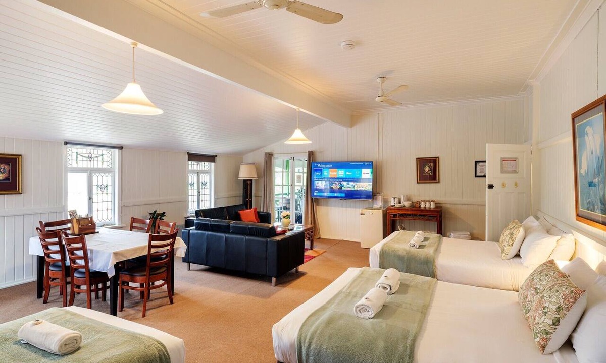 Maleny Hotel | Maleny Hotel