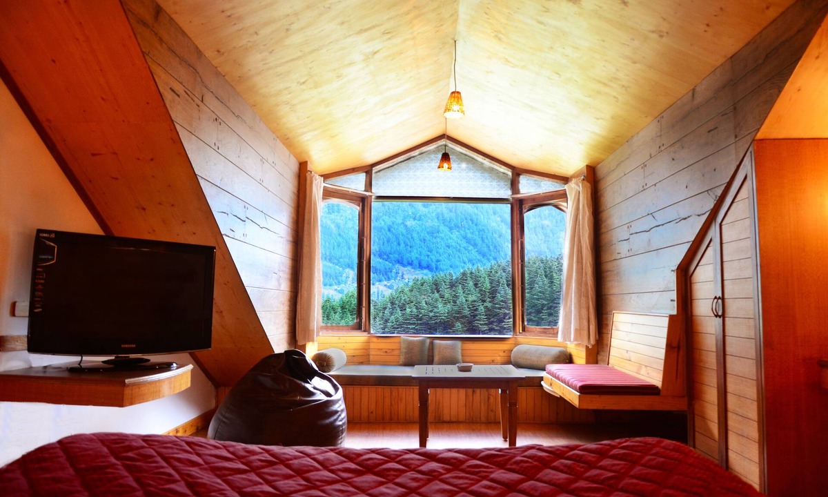 Old Manali Hotel | Manali Heights