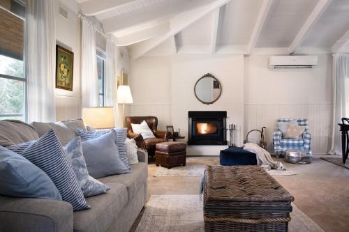 Muskvale House | Maple Tree House- tranquil retreat
