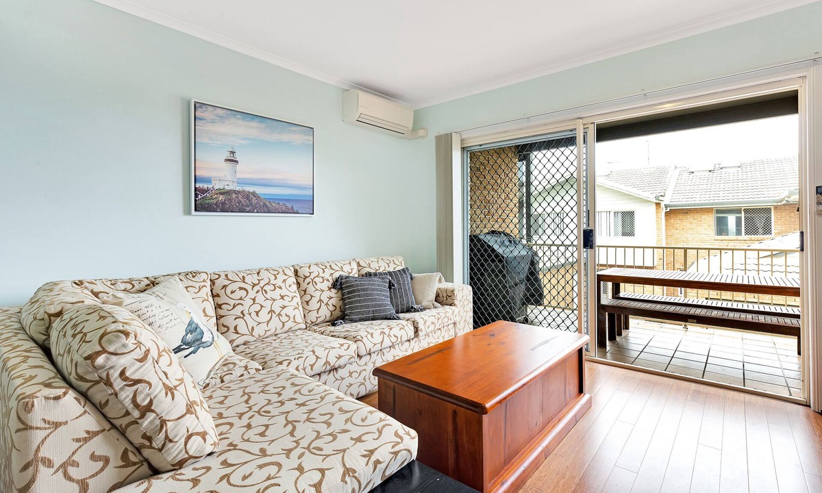 Mooloolaba Apartment | MARJ04- HOLIDAY APARTMENT IN MOOLOOLABA