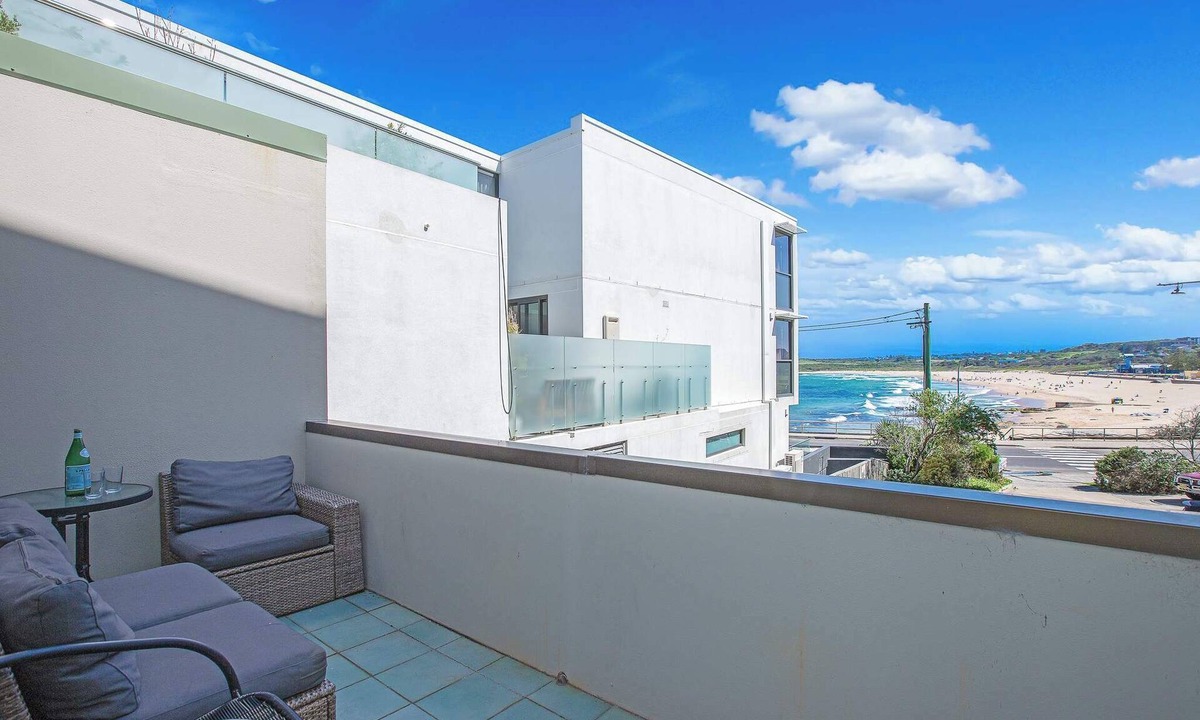 Maroubra Apartment | Maroubra Beachside 3 Bed Apt - New Listing