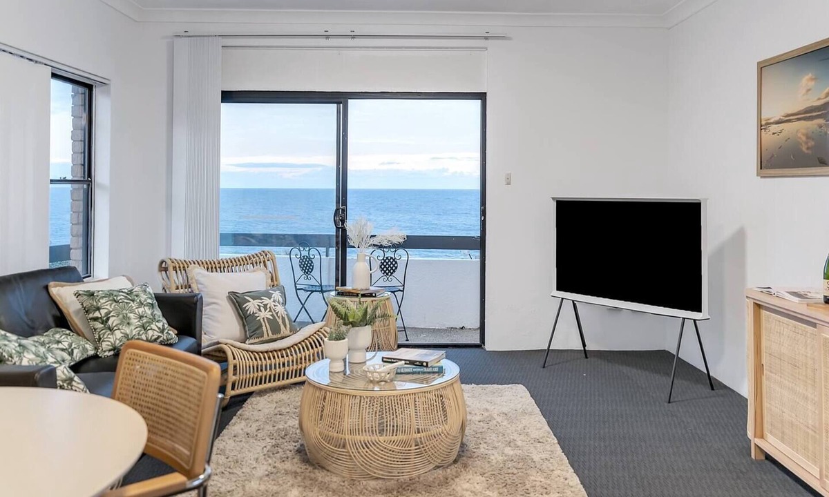 Maroubra Apartment | Maroubra Breeze - Stylish Abode 360° Ocean & Beach Views