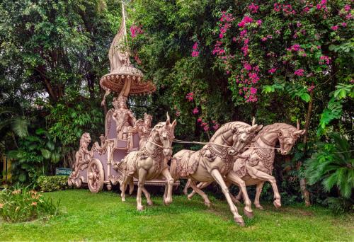 Jayadev Vihar Resort | Mayfair Lagoon