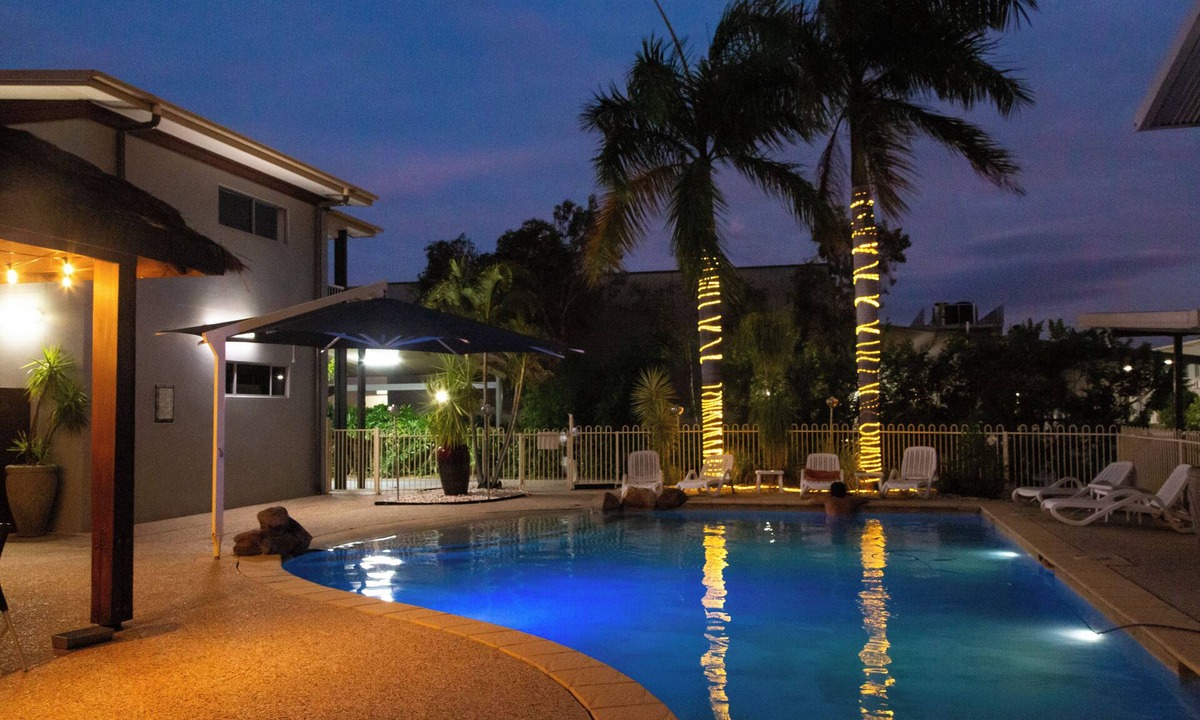 Emerald Hotel | Mayfair Motel Emerald