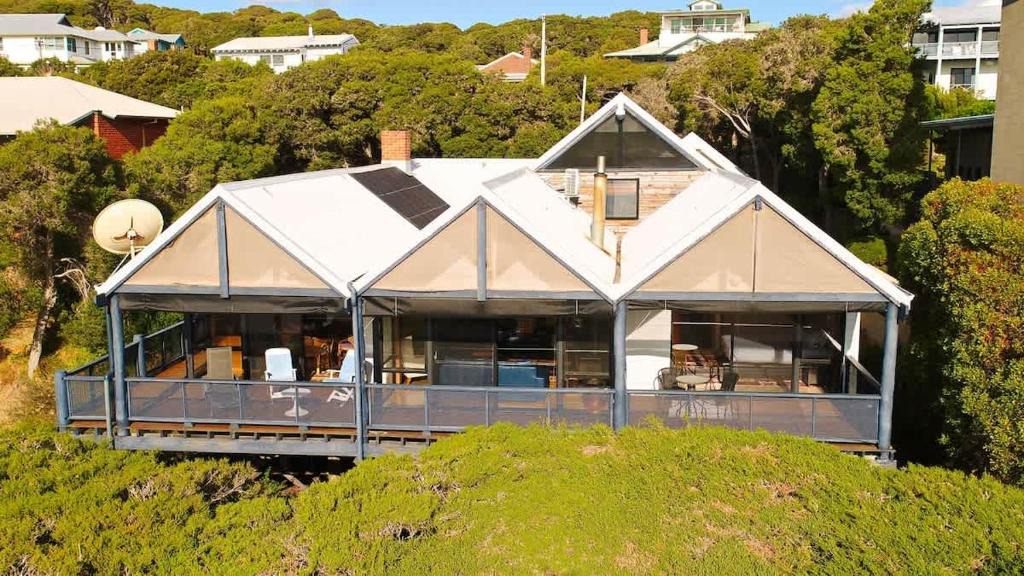 Yallingup House | Melaleuca - Stunning Ocean Views and Coastal Comforts