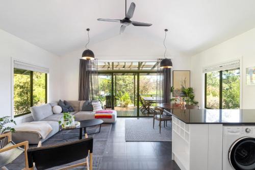 Kangaroo Valley House | Mike's - A Luxurious Cabin Surrounded By Nature