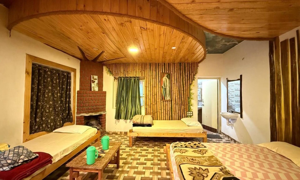 Vattakanal Cottage | Misty 7-Bedroom Hill Retreat in Kodaikanal–Perfect for groups & Artists