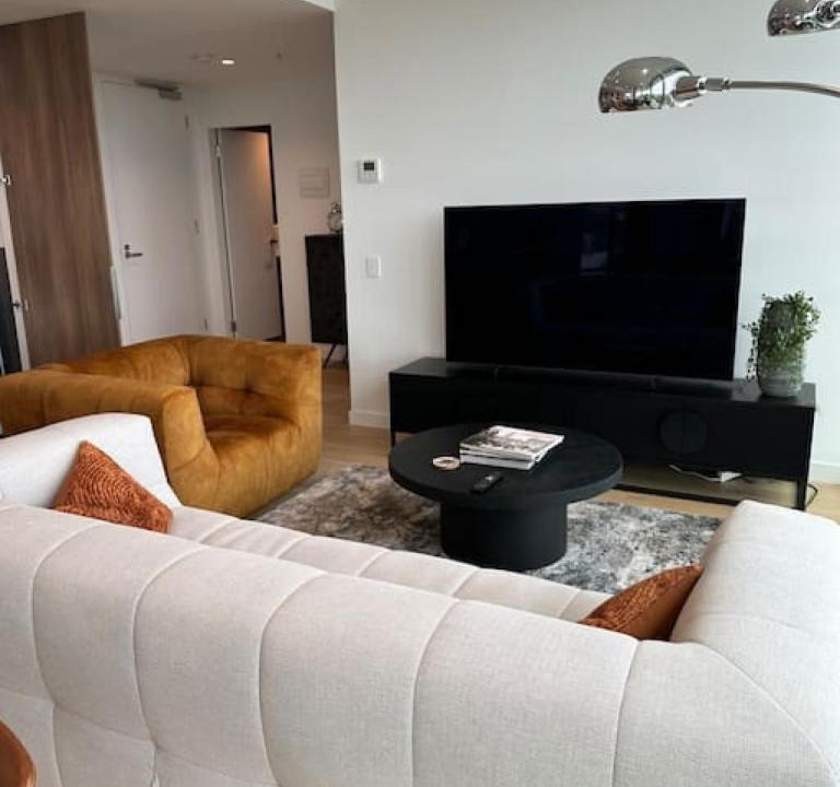 Williamstown Apartment | Modern 2 BRM Apt in Williamstown